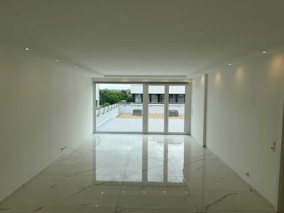 Penthouse der Extraklasse, Haus im Haus über den Dächern von Neuss, Erstbezug