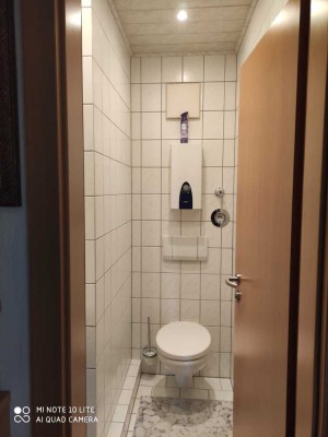 Stilvolle, gepflegte 5-Zimmer-Wohnung mit gehobener Innenausstattung mit EBK - OHNE PROVISION