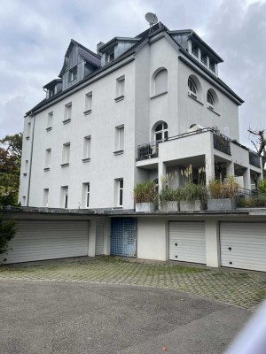 Schöne, geräumige vier Zimmer Maisonette-Wohnung in Stuttgart West