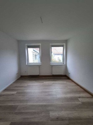 helle WG geeignete 3-Zimmer Wohnung mit Balkon in Nürnberg ab sofort