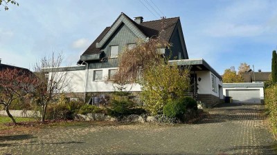 EINFAMILIENHAUS MIT GARAGEN UND MEGA-GRUNDSTÜCK | HILCHENBACH-MÜSEN