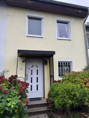 top RMH - ausgebautes DG - Wohn-&Nutzfläche ca. 108,18m² - Südlage mit Garage - Käuferprovisionsfrei