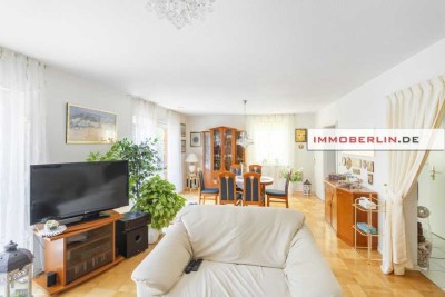 IMMOBERIN.DE - Fabelhaftes Haus mit Südgarten, Saunalandschaft & Garage in naturverbundener Lage