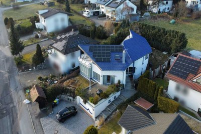 Zögern Sie nicht: Großzügiges EFH mit Garten und 2 Garagenstellplätzen mit guter Anbindung