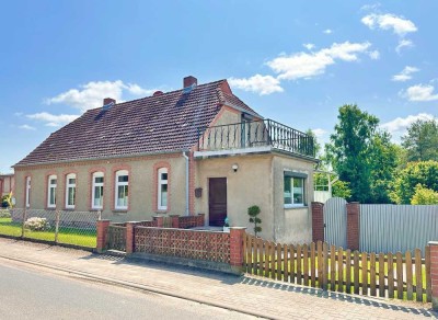 Zwei unter einem Dach – charmantes Zweifamilienhaus mit großem Garten in direkter Nähe zum Badesee
