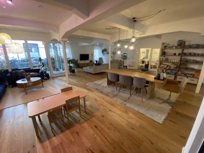 Großzügige 5-Zimmer Wohnung mit Luxus-Ausstattung im 1. OG in Braunschweig