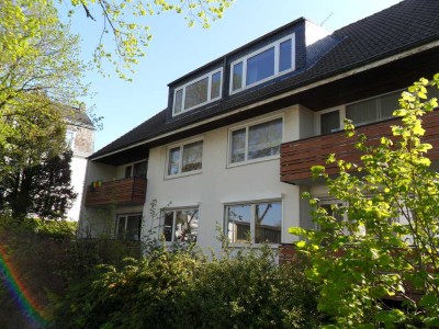 Freundliche und sanierte 3-Zimmer-Wohnung mit gehobener Innenausstattung in Wuppertal-Cronenberg