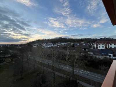 Großzügige, helle 3,5-Zi.-ETW mit Balkon mit toller Weitsicht