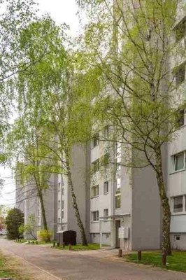 3 Raum-Wohnung mit Balkon