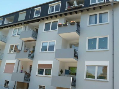 Interessante 2,5 Raum-ETW mit Balkon und Einbauküche
