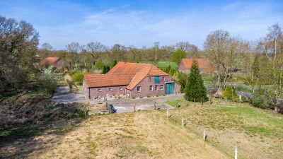 Haus. Scheune. Pferde. - Landleben pur auf 6.235 m²