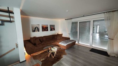 Moderne Doppelhaushälfte mit höchstem Energiestandard nach KfW 40 Plus-Standard