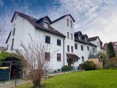 Charmante 2-Zimmer-Wohnung mit Privatgarten in Adelzhausen