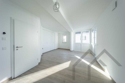 Erstbezug Lichtdurchflutete 2 ZKB Wohnung in zentraler Lage in Homburg