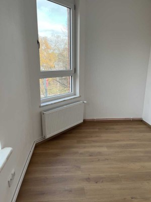 Ansprechende 3,5-Zimmer Wohnung im 3. OG   in Hannover-Wülfel