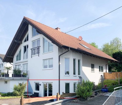 Helle 2-Zimmer-Wohnung mit separater Küche und großem Wohnzimmer in Kasbach-Ohlenberg!