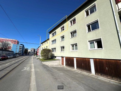 226 Immobilien: 4-Zimmer-Whg in Neu-Rum, Serlesstraße / 2 Loggien / optional Garage