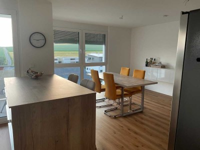 Großzügige 5,5-Zimmer Maisonette-Wohnung mit Garten