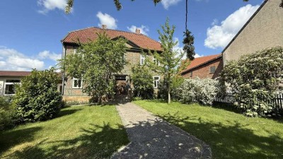 Charmante Maisonette-Wohnung mit Garten und Kamin in Bockenem: Viel Platz & Komfort auf 172 m²