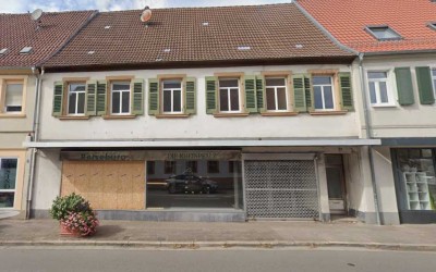 Geräumiges 7-Zimmer Haus in Bad Bergzabern mit großem Grundstück