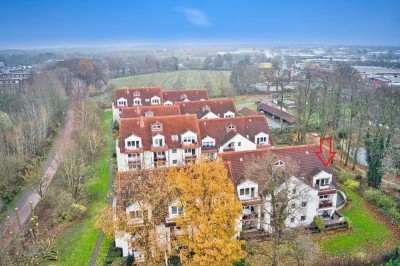 Attraktive 3-Zimmer-Dachgeschosswohnung mit Balkon und TG-Stellplatz in Elmshorn