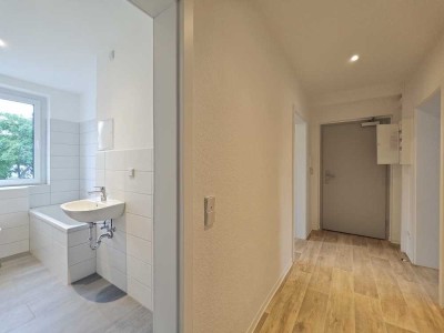 Schöne Familiengerechte 3-Raum Wohnung - Erstbezug nach Sanierung