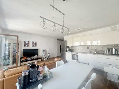 Lichtdurchflutete 3-Zimmer-Wohnung mit Balkon – urban, charmant und zentral!