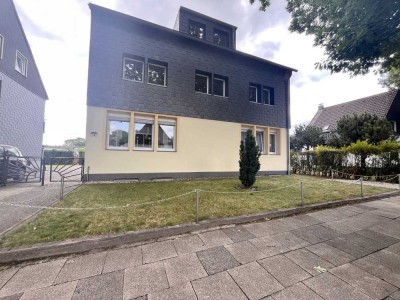 Das suchen alle: helle, bezugsfertige Wohnung mit kleinem Balkon in ruhiger Lage.