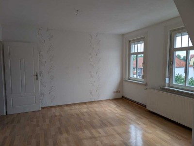 Helle 2,5-Zimmer Dachgeschosswohnung in Gispersleben