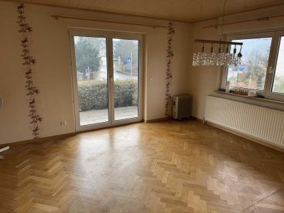 Sanierte Wohnung mit drei Zimmern und Balkon in Plüderhausen