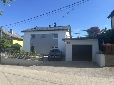„Modernes Neubau-Einfamilienhaus mit großem Garten und Fernblick