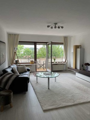 ***Exklusives, voll möbliertes Apartment mit 2 Balkonen in bester Lage von Saarbrücken-Dudweiler***