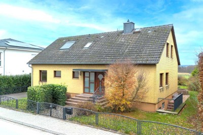 1-2 Familienhaus mit Ausbaupotenzial in bevorzugter Wohnlage