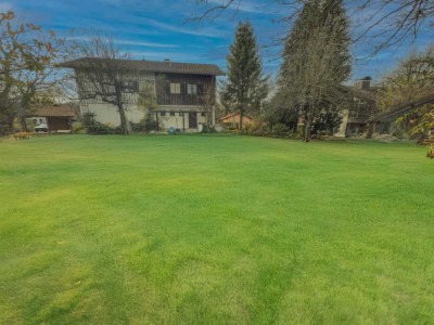 Grundstück für ein Einfamilien-/Mehrgenerationenkonzept in zweiter Reihe & guter Lage