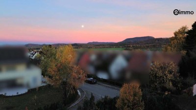 WOHNEN MIT WEITBLICK – CHARMANTE WOHNUNG IN IDYLLISCHER LAGE