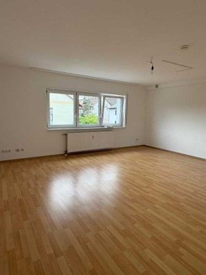 Freundliche 3- Zimmer Wohnung in Oftersheim zu vermieten