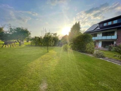 Komplett sanierte 4-Zi.-EG-Whg. in direkter Waldlage