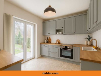 Old building charm in a quiet location – Single-family/two-family house with flexible usage concept