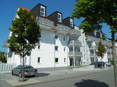 Schöne, helle 3-Zimmer Maisonettewohnung im Dachgeschoss