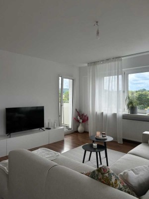 Zum Einzug bereit! Moderne, helle  2-Zimmer Eigentumswohnung in Neheim!