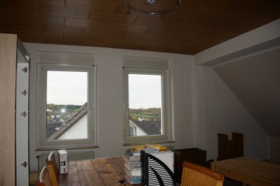 Charmante 2-Zimmer Dachgeschosswohnung in Ennepetal, voll renoviert