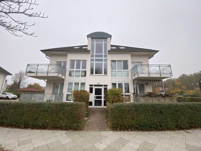 Geschmackvolle 3-Raum-Wohnung mit Balkon in Potsdam