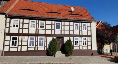 Zweifamilienhaus + Einfamilienhaus im historischen Ortskern von Schwanebeck