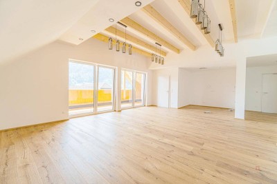 Traumhaftes Penthouse in komplett saniertem Altbau