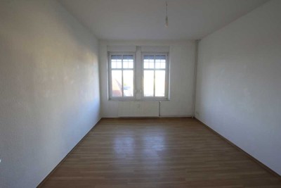 Modernes Wohnen in 4-Raumwohnung mit Balkon in Zentrumsnähe
