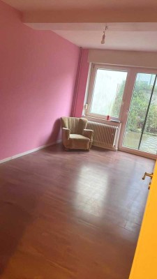 2-Zimmer-Wohnung in der Nähe vom Stadtgarten mit Garten