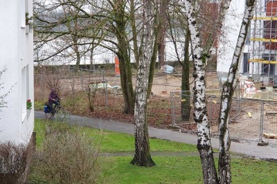 3-Zi-Wohnung in Bestlage: Köln-Stammheim direkt an der Rheinpromenade, mit Rheinblick, TG-Stellplatz