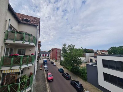 Magdeburg - Neue Neustadt - interessante DG-Wohnung mit Terrasse&Stellplatz in gepflegter Wohnanlage