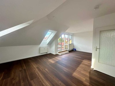 Klein, fein, mein! Charmante Wohnung mit Loggia & Stellplatz