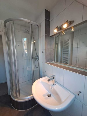 Helle 3-Zimmerwohnung 49,5 qm mit Küche für 2 Personen